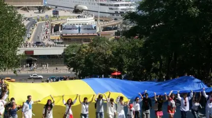 Миллиарды на тщеславие - стала известна сумма праздничных затрат Украины