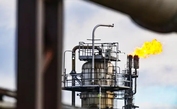 «Сургутнефтегаз», «Роснефть», «Газпром нефть» потеряли сотни миллиардов
