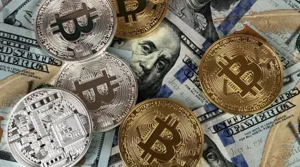 Капиталы стерты: США разбомбили рынок криптовалют
