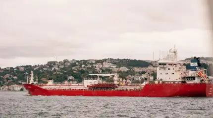 Нефть уже по $150: жонглирование Трампа ультиматумами стирает запасы