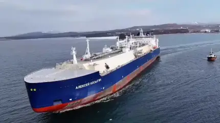 СПГ-ответ Трампу: Русский танкер против американского газа