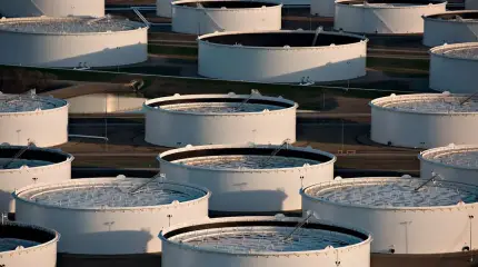 Украина переносит нефтехранилища в Венгрию