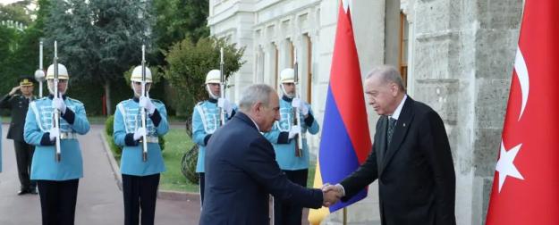 Новая Армения: Пашинян переориентирует экономические связи на Турцию Новая Армения: Пашинян переориентирует экономические связи на Турцию