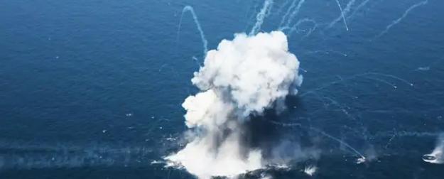 Пролив Смерти? В Ормузском проливе горят и танкеры, и порты