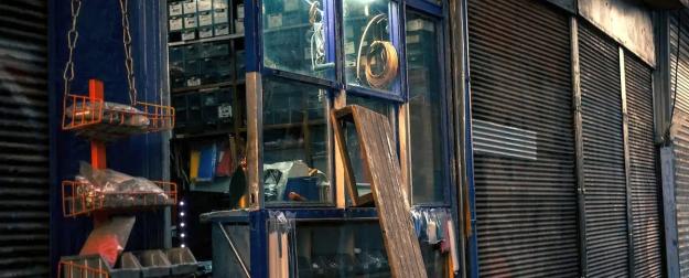 В РФ массово закрываются строительные магазины