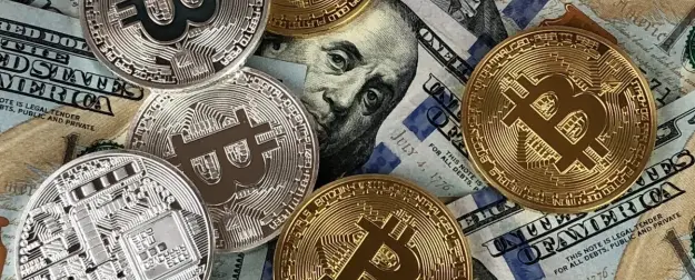 Капиталы стерты: США разбомбили рынок криптовалют