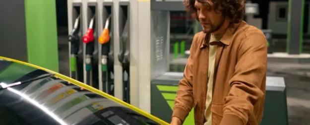 Сигнал нефтяным магнатам: депутаты предложили заморозить стоимость топлива