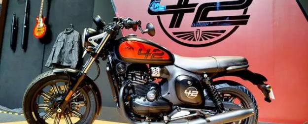 Россия резко полюбила мотоциклы, но к «Яве» это точно отношения не имеет