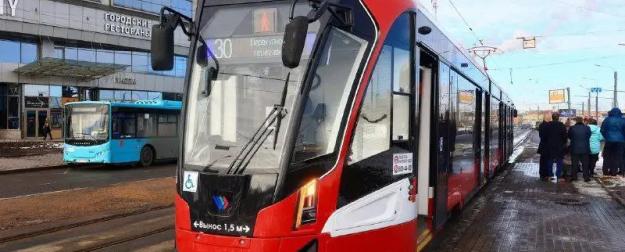 Миллиарды на транспортную революцию: в Петербурге запускают трамвайный бум