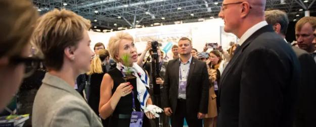 Новая Россия: фабрика саженцев, 100-метровая телевышка и кадровый резерв Новая Россия: фабрика саженцев, 100-метровая телевышка и кадровый резерв