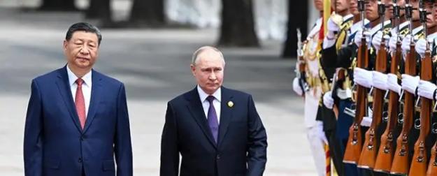 Визит Путина в Пекин: Мировой порядок будет меняться, но пафоса не будет