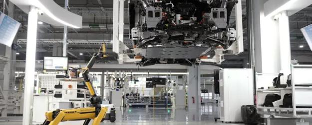 В мире начали спасать работников, пострадавших от ИИ