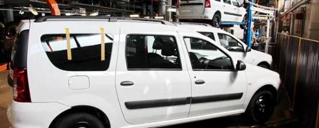 В борьбе за кубок «Ведро с болтами» у «АвтоВАЗа» конкурентов нет