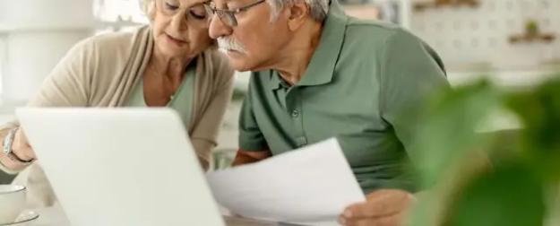 Российские пенсионеры стали богаче: в СФР назвали сумму прироста