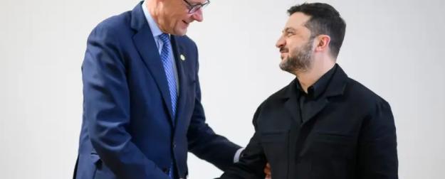 Паралич власти: немцы готовы вышвырнуть своего неуклюжего канцлера