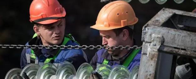 На рынке труда России образовался избыток рабочих профессий