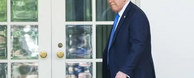 Стремление Трампа «сделать Америку снова великой» может ускорить ее крах Стремление Трампа «сделать Америку снова великой» может ускорить ее крах