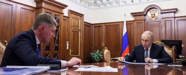 «Экономика пошла в рост»: Министр Решетников первым отчитался перед Путиным