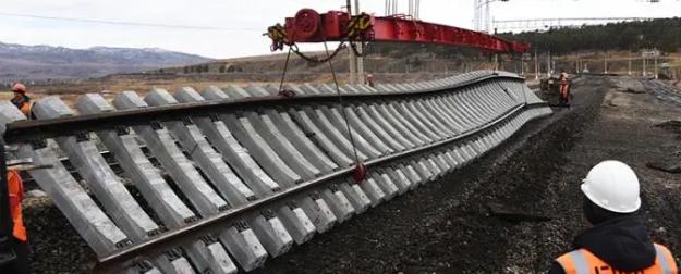 Поезд Москва — Донецк отправлением задерживается навсегда?