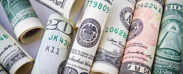 Граждане РФ вернули из иностранных банков миллиарды долларов Граждане РФ вернули из иностранных банков миллиарды долларов