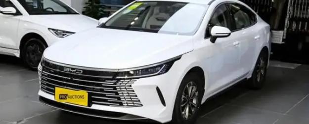 Цены на авто идут вниз: Китай будто смеется над «АвтоВАЗом» Цены на авто идут вниз: Китай будто смеется над «АвтоВАЗом»