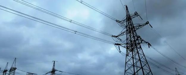 «Фельдшер вырвет провода!»: Венгрия и Словакия отключили Киев от розетки