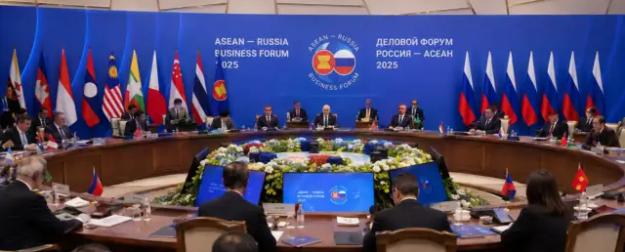 Москва ищет прорыв в Азии: что мешает бизнесу России со странами АСЕАН