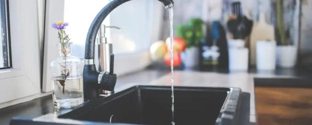 В РФ может подорожать стоимость жизни без счетчиков на воду