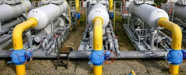 Украина спешит наполнить хранилища газом: получается не очень