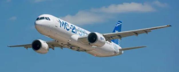 Скандалы российской авиации: «Мотористы» судятся с «планеристами»