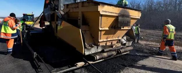 Ухабы ралли Париж — Джабык: «Путинская дорога» угодила в «кривую» колею