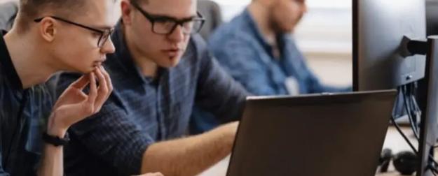 Новый налоговый трюк: IT-гигантов обязали платить за обучение айтишников