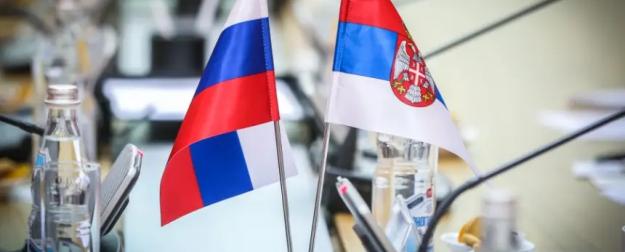 Сербы противятся ЕС и хотят активно торговать с РФ Сербы противятся ЕС и хотят активно торговать с РФ
