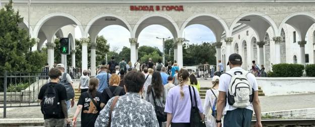 Блокада Крыма. Бизнес начинает нести убытки