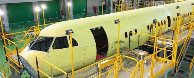 Надежда нашей авиации Ил-114−300 уходит в штопор вслед за «Байкалом»