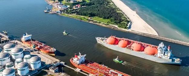 Иностранные газовозы, возившие балтийский СПГ, остались не у дел Иностранные газовозы, возившие балтийский СПГ, остались не у дел