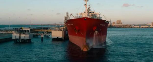 Дно ПХГ обнажено: Европа бесцеремонно забирает у Китая российский газ