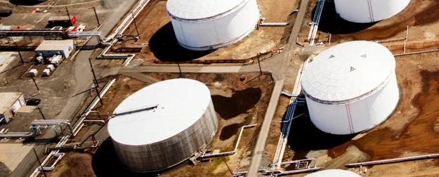 В Москве считают часы до нефти по 100 долларов, но есть нюанс