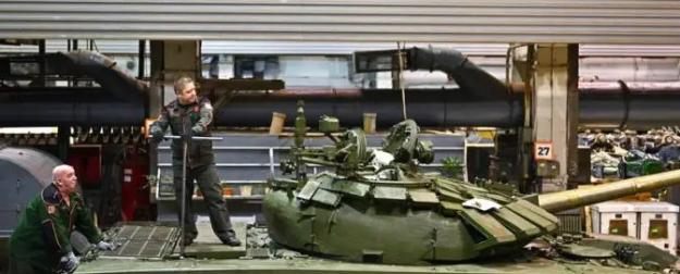 200 тысяч и более — каким работникам готовы платить такие деньги в регионах 200 тысяч и более — каким работникам готовы платить такие деньги в регионах