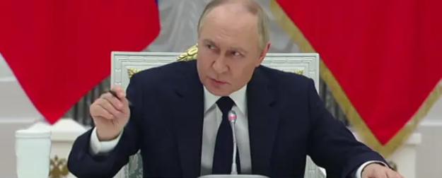 Путин сказал «душить»: в РФ ужесточат меры в отношении западных IT-гигантов Путин сказал «душить»: в РФ ужесточат меры в отношении западных IT-гигантов