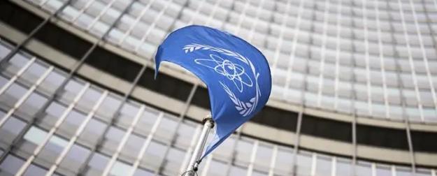 Тень доллара над реактором: для США атомный рынок важнее, чем Киев