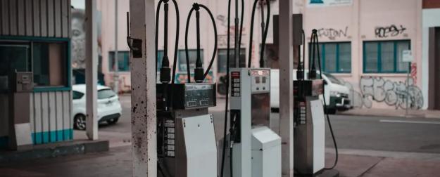 Немцы взяли в свои руки обеспечение Германии дешевым бензином