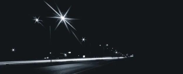 Без единого выстрела: во Франции и Великобритании миллионы людей остались без электричества