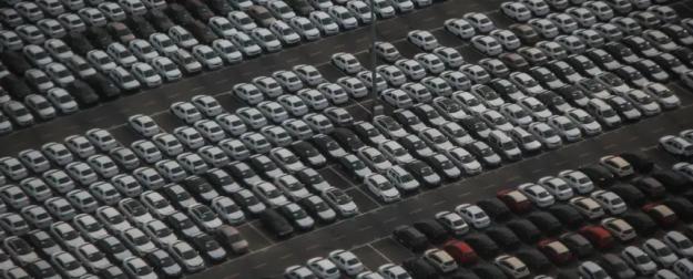 Галопирующий утильсбор заставил россиян раскошелиться на новые иномарки