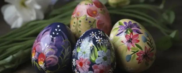 Пасхальный ценник: где в мире можно найти самые дешевые яйца