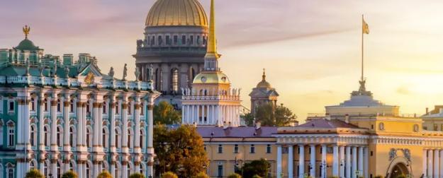 Магнит для богатых: в Петербург заманивают денежных туристов