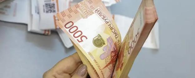 Губернаторам придется резать местные бюджеты