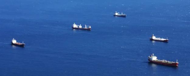 Хаос мирового судоходства взвинтил ставки на перевозку нефти морем на 467%