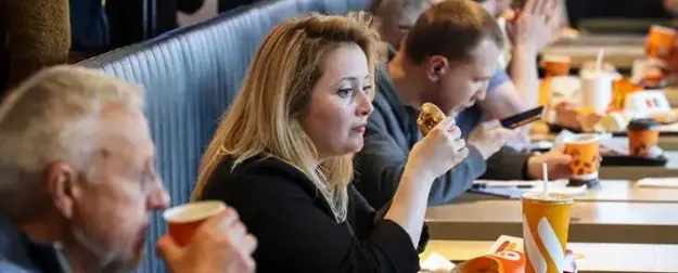 Ушли — и точка. «МакДоналдсу» фактически закрыто возвращение в Россию