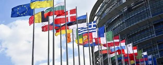 Через сколько лет поддержки Украины у Европы развяжется пупок